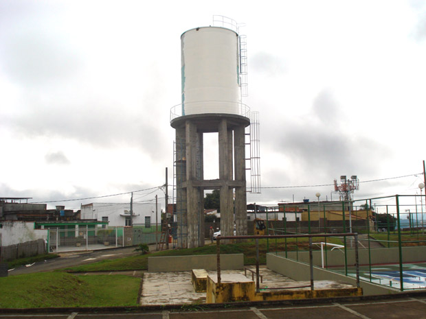 Portal de Not�cias PJF | Obras do novo sistema de abastecimento de �gua no Bairro Santos Dumont j� est�o em fase final | CESAMA - 16/5/2012